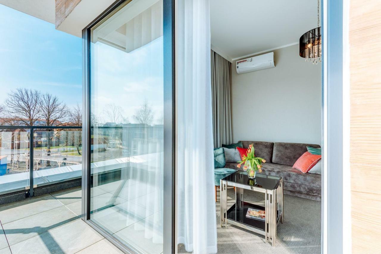 White Marina Apartamenty อุสตรอเนียมอร์สเกีย ภายนอก รูปภาพ