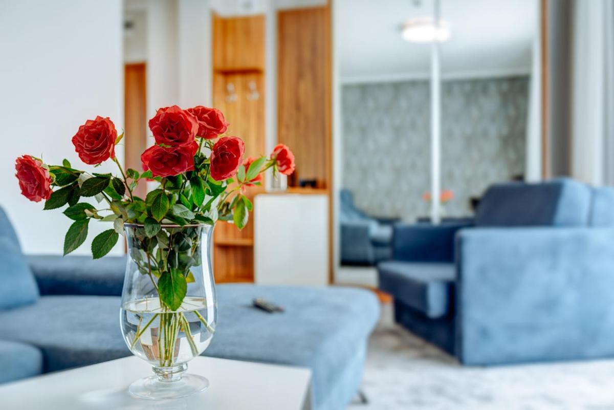White Marina Apartamenty อุสตรอเนียมอร์สเกีย ภายนอก รูปภาพ